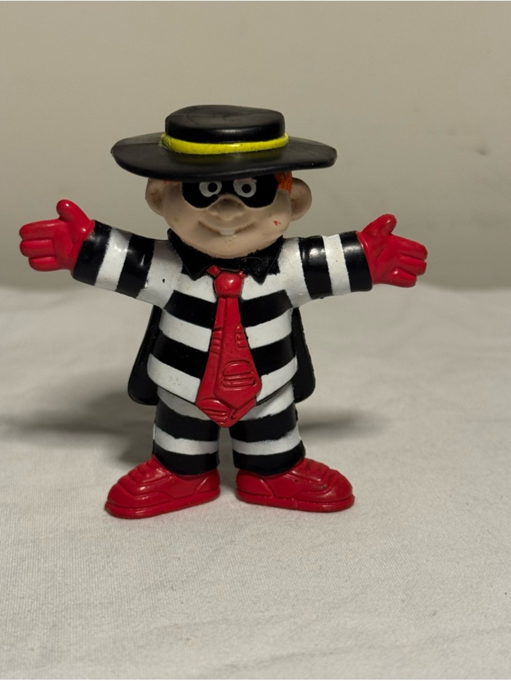 Collectible  vintage 1995, McDonald's Hamburglar PVC Happy Meal toy figure